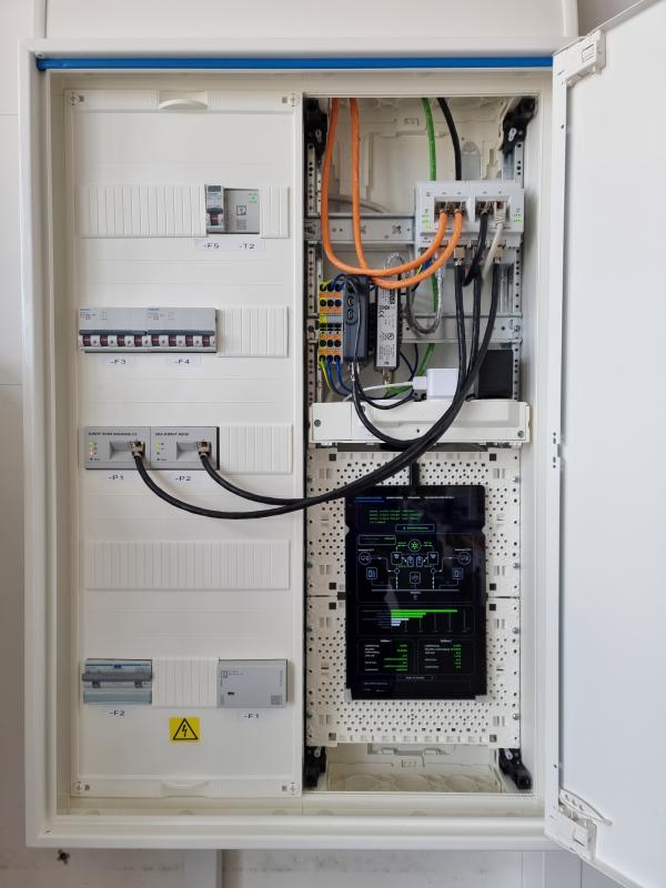 Schaltschrank C211